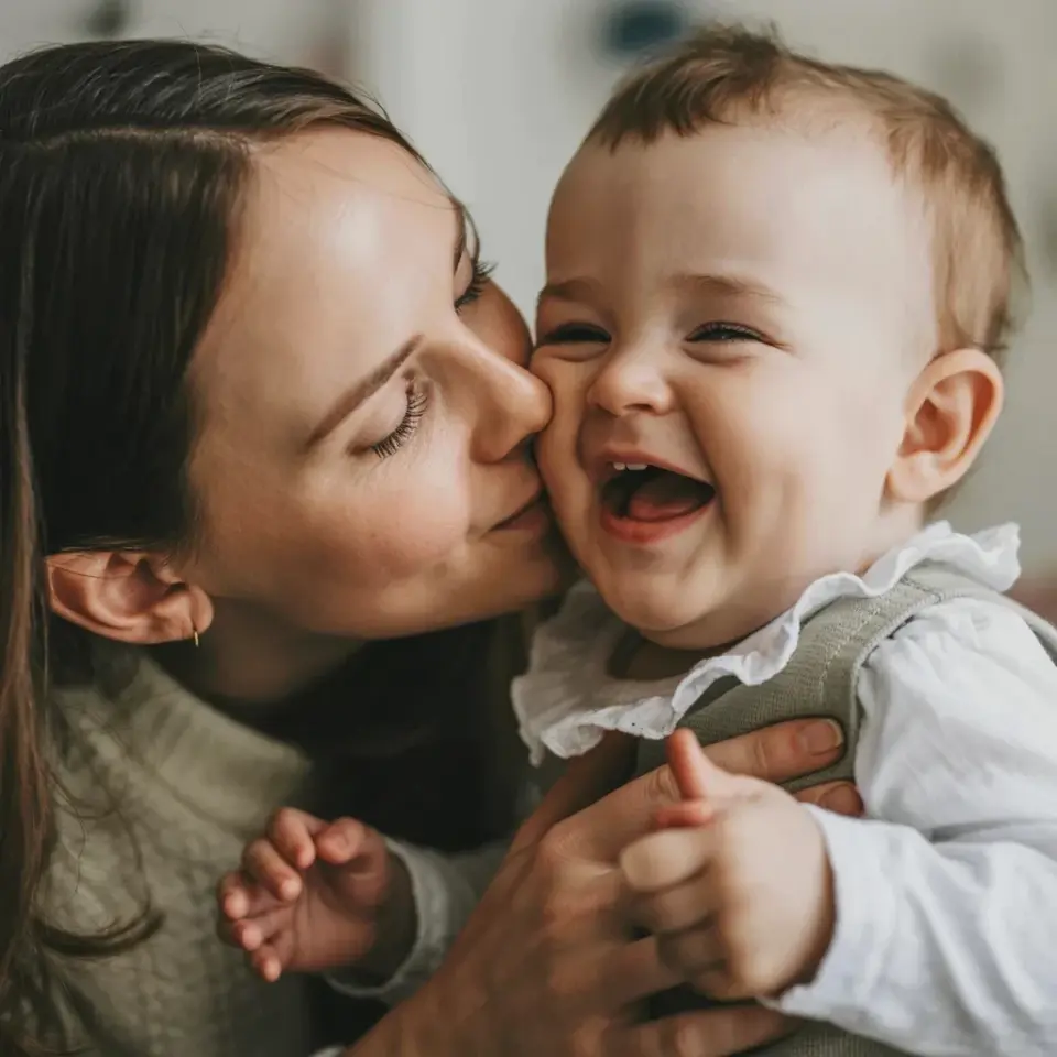 How to Edit Newborn Baby Photos: Cozy Lightroom Presets for Mobile
